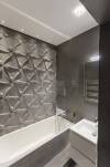 Aranżacja kafli z betonu architektonicznego Tzara w łazience. Wallmix.